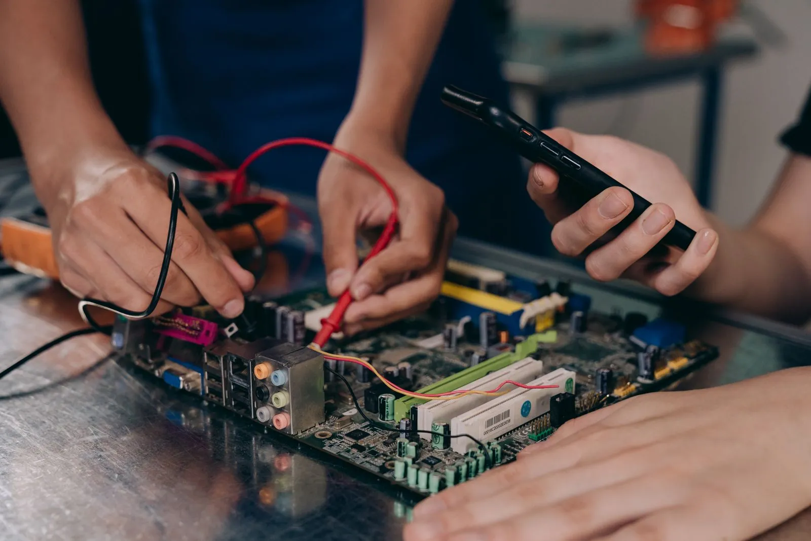 When to Repair or Replace a Computer
